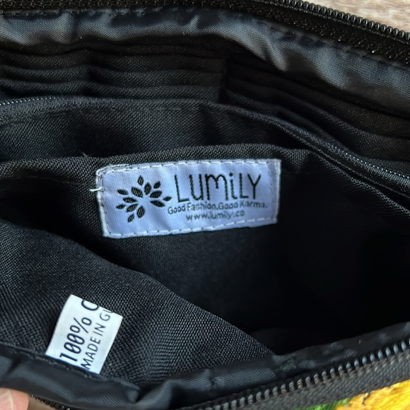 Lumily Zippered Embroidered Wallet - Picture 3 of 4